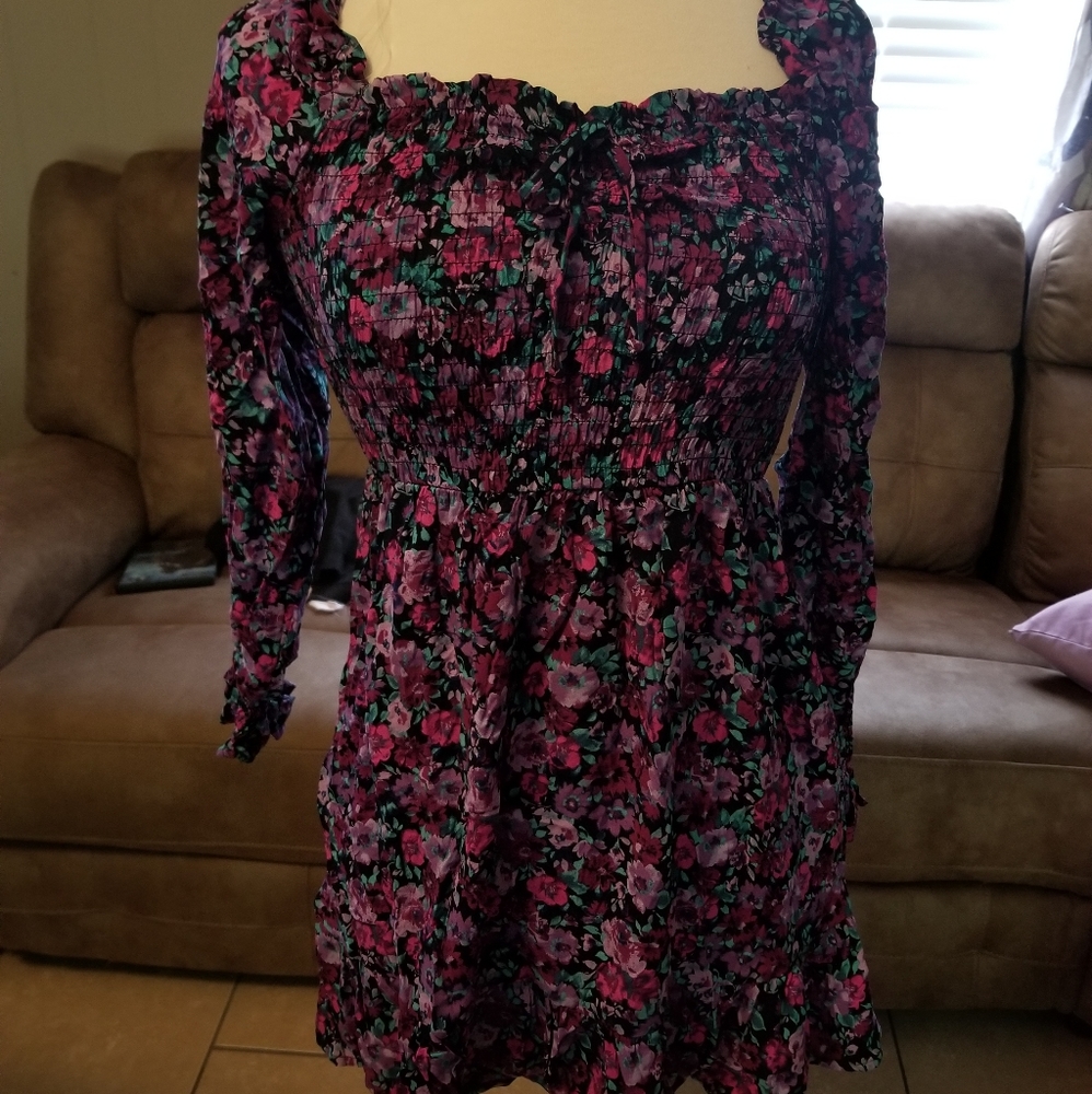 Maroon floral dress. XS. Wild Fable